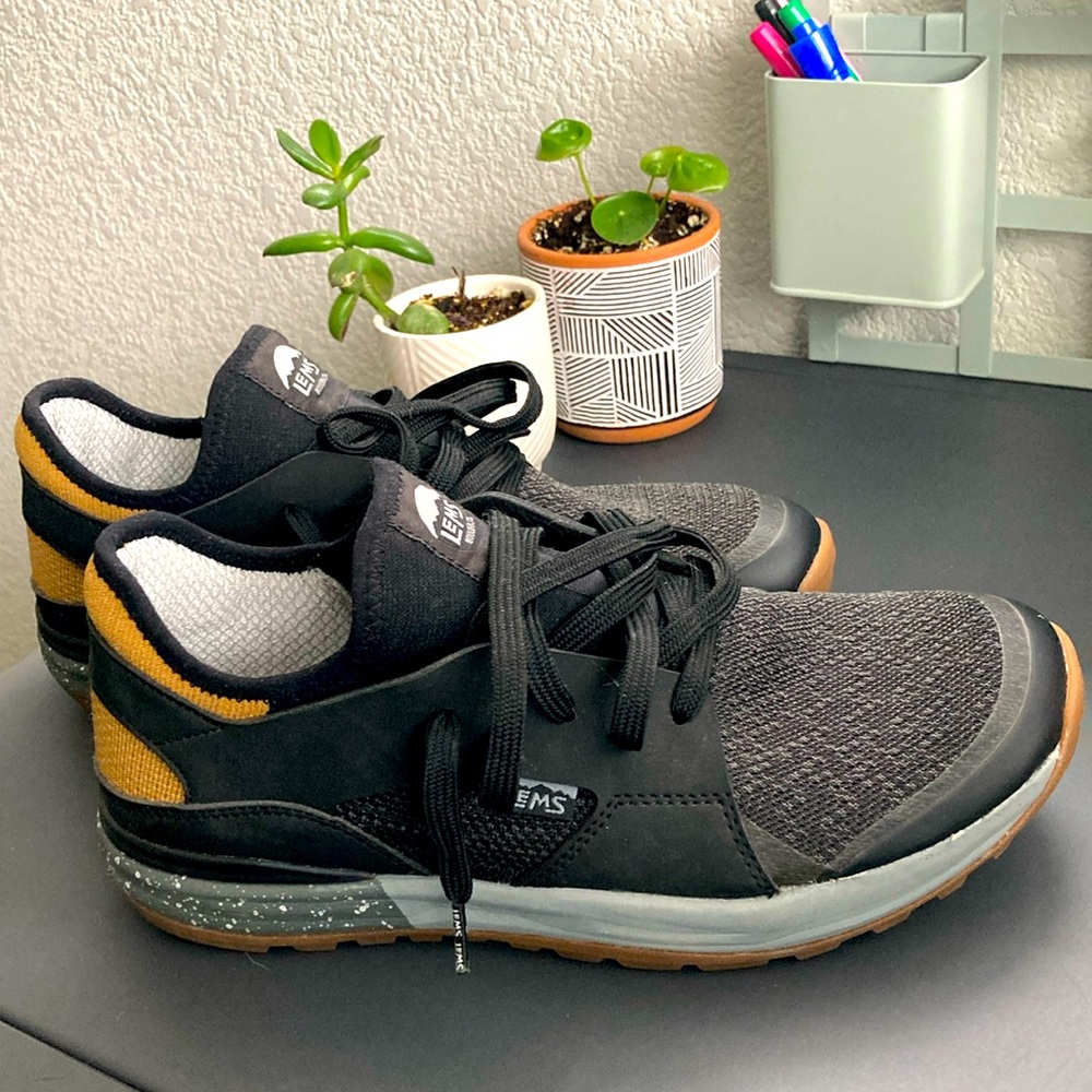 LEMS Men’s Mesa Shoes - Size 9.5, Carbon Color - *LIKE NEW*